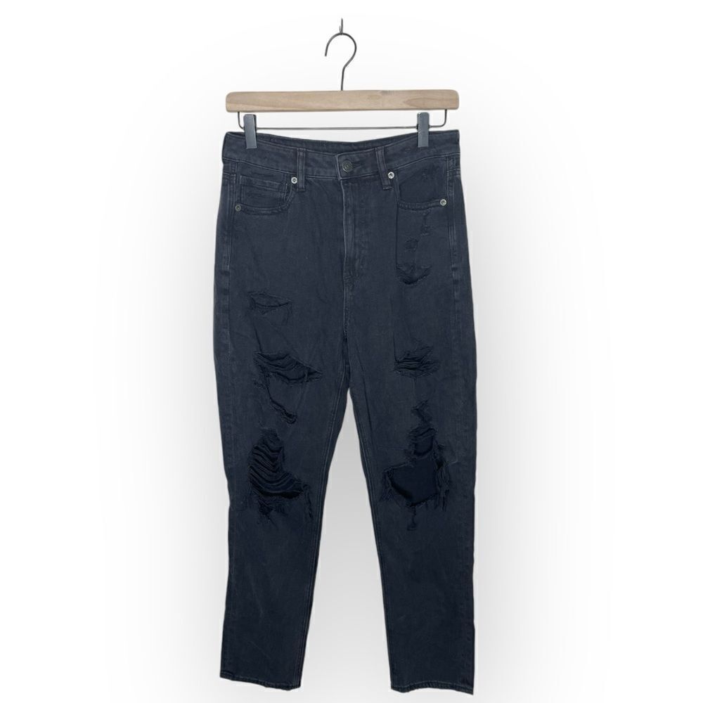 NWT American Eagle Black Ripped Mom Jean 6 R